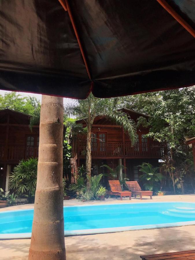 El Pindo Iguazu Aparthotel Puerto Iguazú Eksteriør bilde