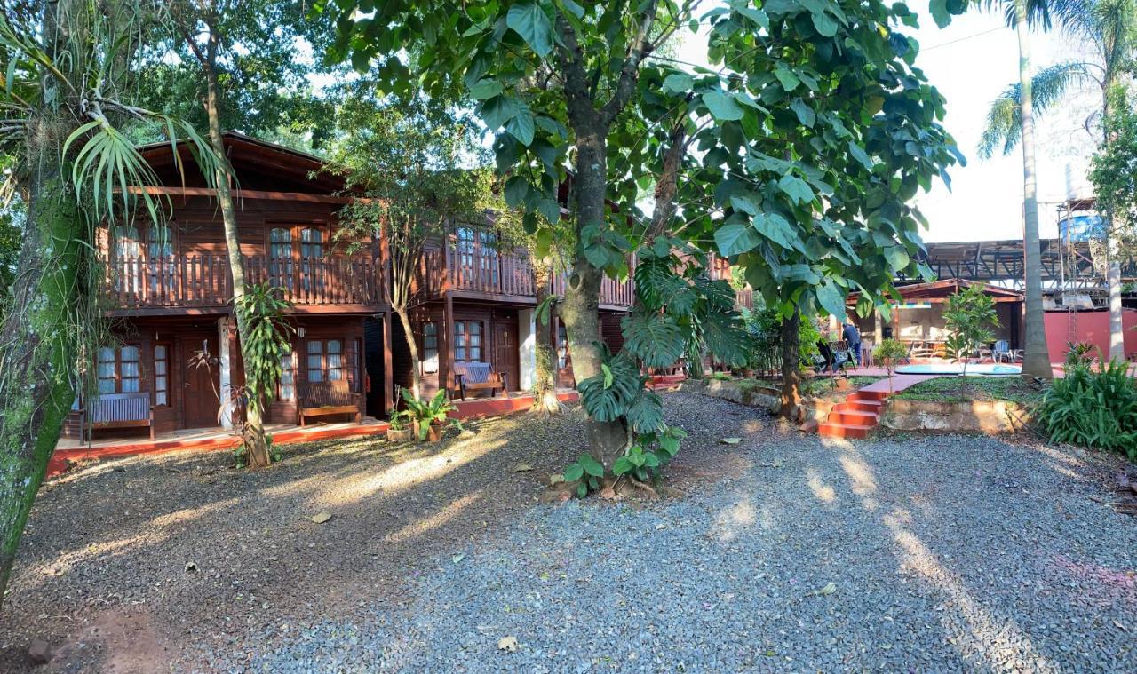 El Pindo Iguazu Aparthotel Puerto Iguazú Eksteriør bilde